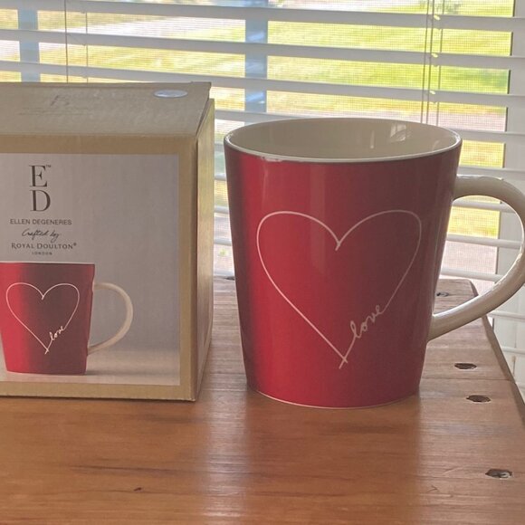 Ellen Degeneres Mug LOVE Crafted by Royal Doulton LONDON Porcelain New in Box - Picture 7 of 10